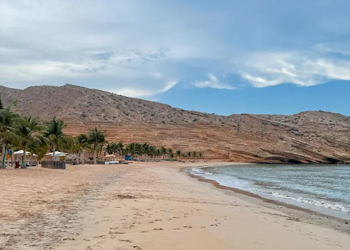 W Muscat Bay